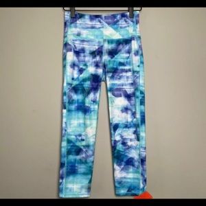 Athleta Cloudy Day High Rise Chaturanga Crop, XS